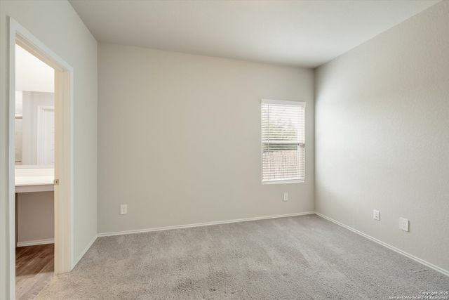 3023 Laguna Cliffs, Converse, TX 78109