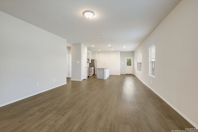 3023 Laguna Cliffs, Converse, TX 78109