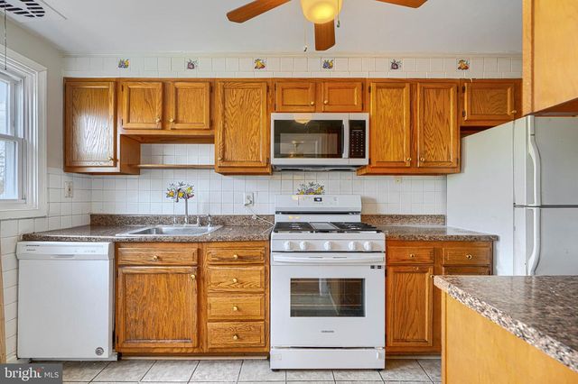 7892 HAROLD RD, Dundalk, MD 21222
