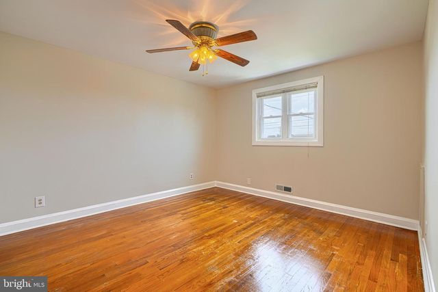 7892 HAROLD RD, Dundalk, MD 21222