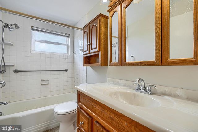 7892 HAROLD RD, Dundalk, MD 21222