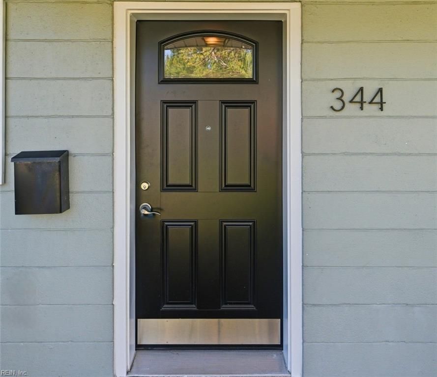 344 Woodside DR, Hampton, VA 23669
