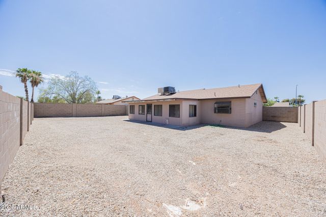 9358 W SANNA Street, Peoria, AZ 85345