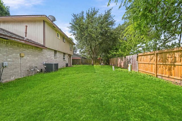 6910 Paso Del Sol Drive, Houston, TX 77083