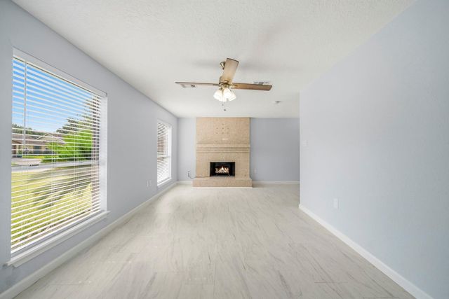 6910 Paso Del Sol Drive, Houston, TX 77083