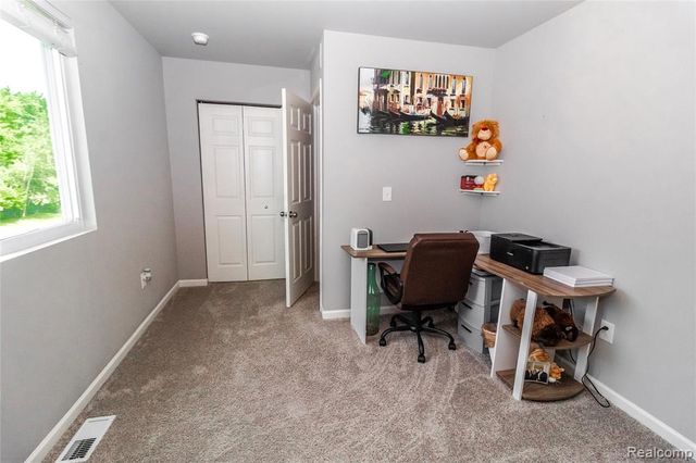 1205 Lancaster Street, Lapeer, MI 48446