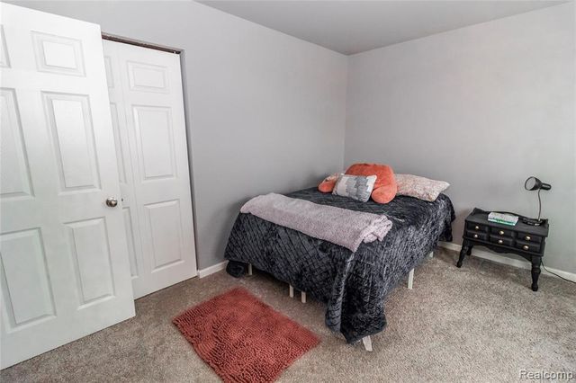1205 Lancaster Street, Lapeer, MI 48446