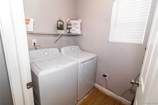 1205 Lancaster Street, Lapeer, MI 48446