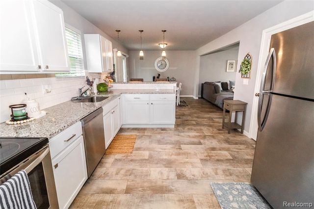 1205 Lancaster Street, Lapeer, MI 48446