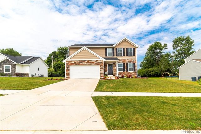 1205 Lancaster Street, Lapeer, MI 48446