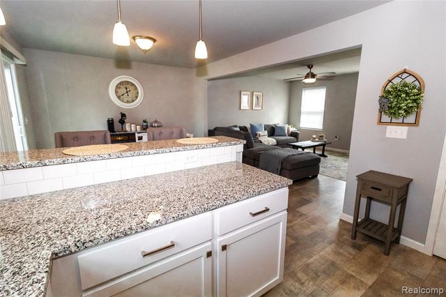 1205 Lancaster Street, Lapeer, MI 48446