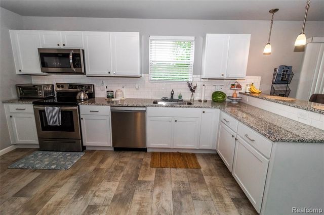 1205 Lancaster Street, Lapeer, MI 48446