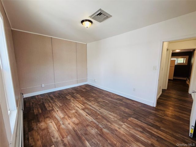 125 Wickham Avenue 3B, Middletown, NY 10940