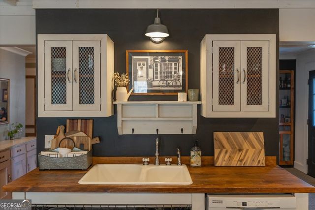 292 Brooks Rackley Road, Dallas, GA 30157