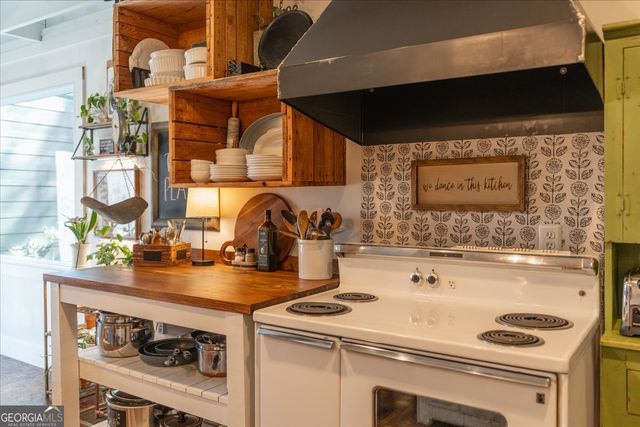 292 Brooks Rackley Road, Dallas, GA 30157