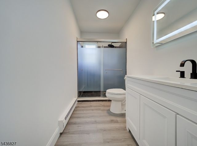 798 Eves Dr 3F, Hillsborough Twp., NJ 08844