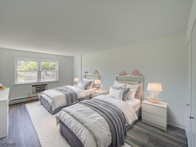 798 Eves Dr 3F, Hillsborough Twp., NJ 08844