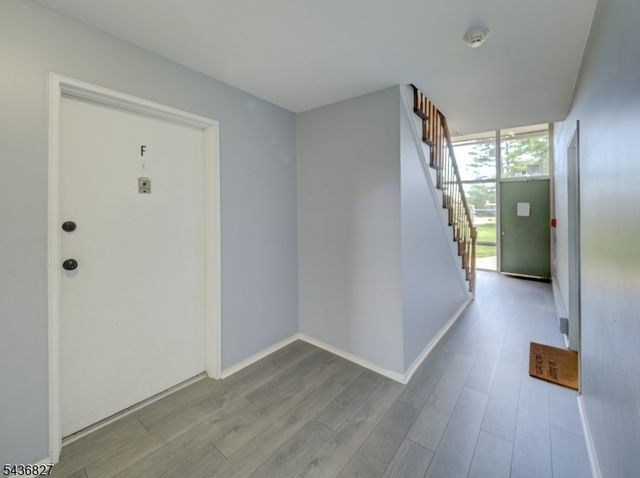798 Eves Dr 3F, Hillsborough Twp., NJ 08844