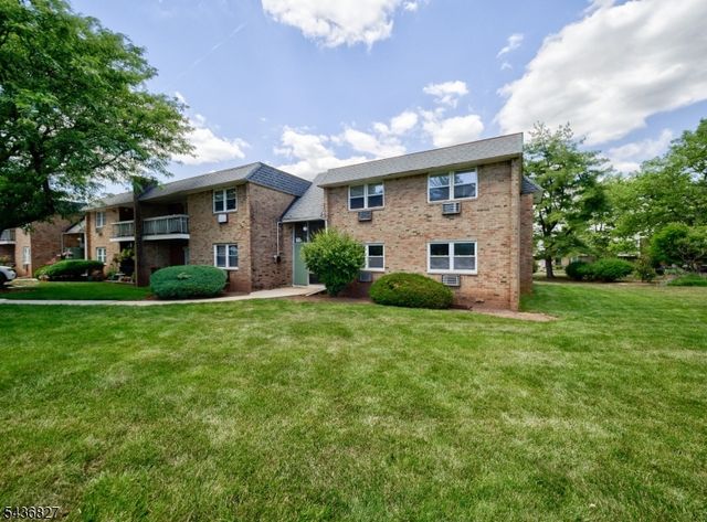 798 Eves Dr 3F, Hillsborough Twp., NJ 08844