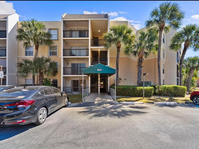 8005 Lake Dr 408, Doral, FL 33166