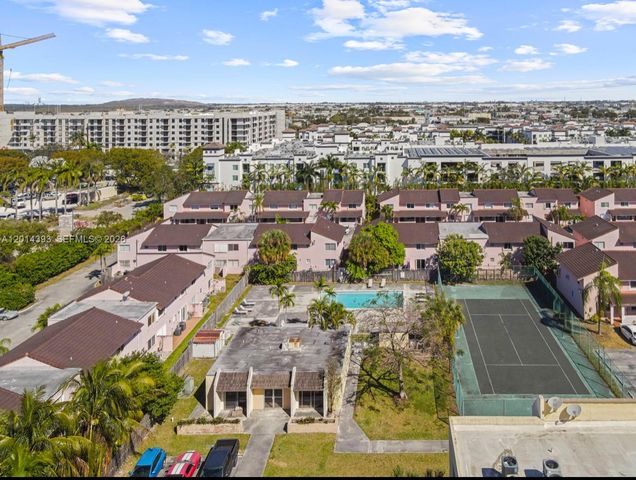 8005 Lake Dr 408, Doral, FL 33166