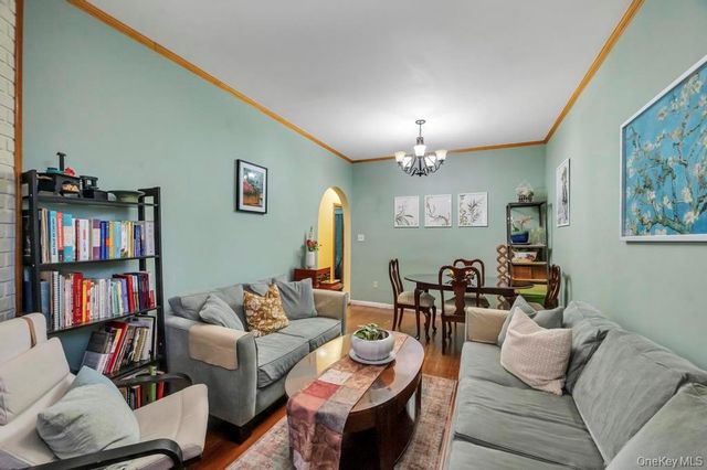 634 E 3rd Street, Brooklyn, NY 11218