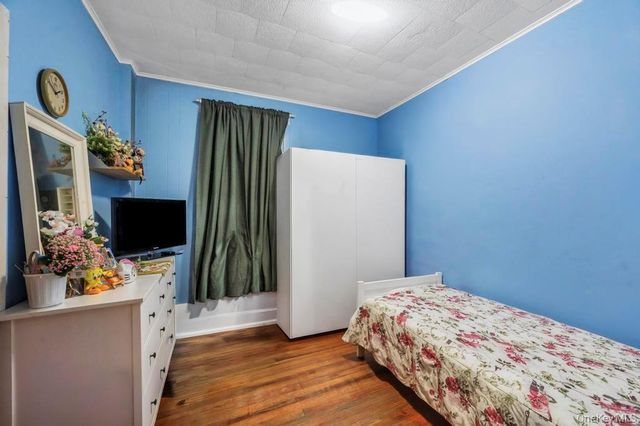 634 E 3rd Street, Brooklyn, NY 11218