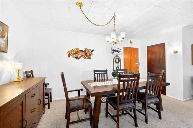 420 N Chestnut Street 103, Avalon, PA 15202