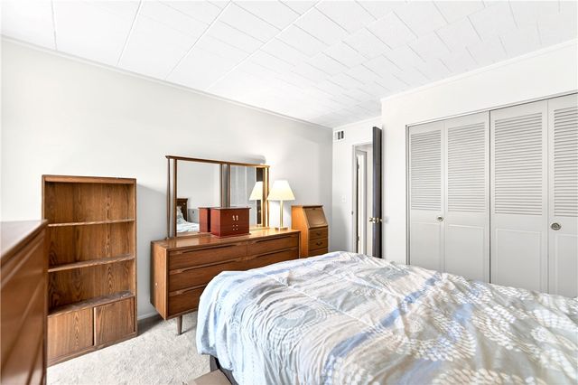 420 N Chestnut Street 103, Avalon, PA 15202