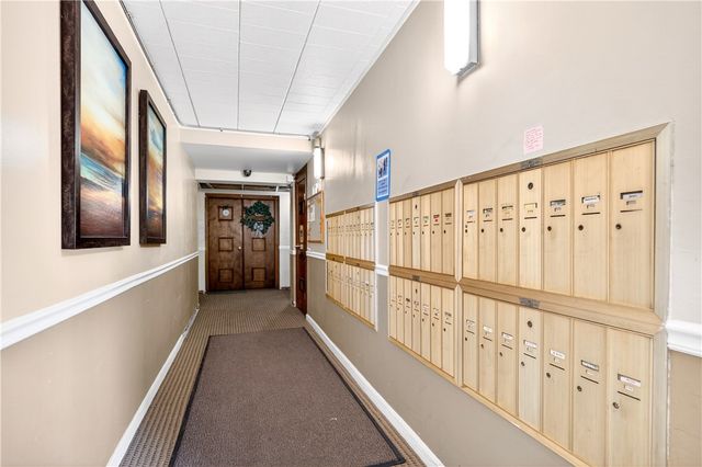 420 N Chestnut Street 103, Avalon, PA 15202