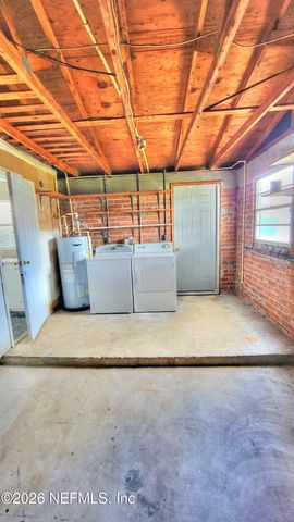 2472 FERNSIDE Road, Jacksonville, FL 32246