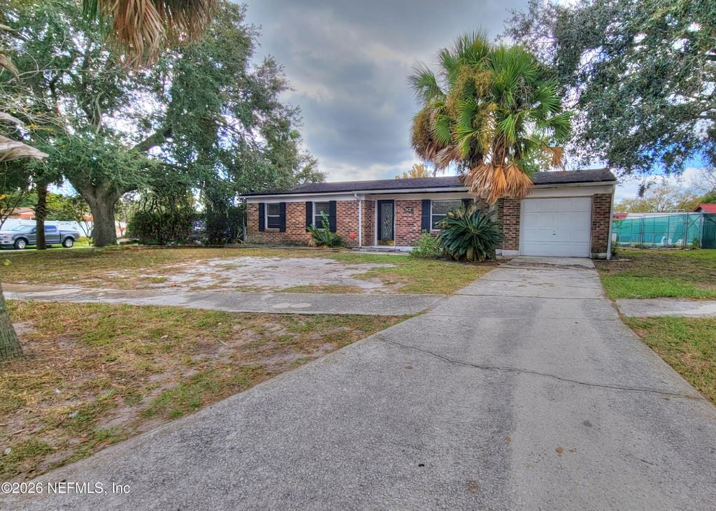 2472 FERNSIDE Road, Jacksonville, FL 32246