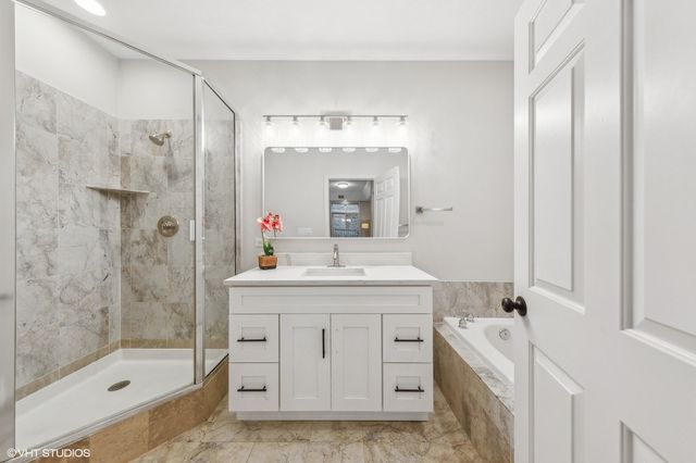 820 W Hubbard Street 4, Chicago, IL 60642