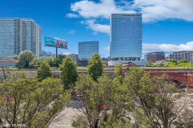 820 W Hubbard Street 4, Chicago, IL 60642