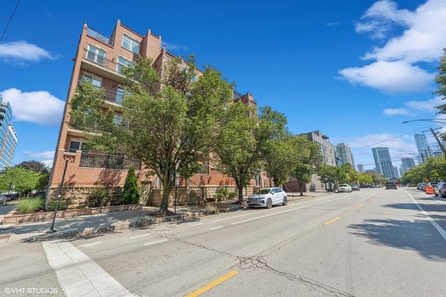820 W Hubbard Street 4, Chicago, IL 60642