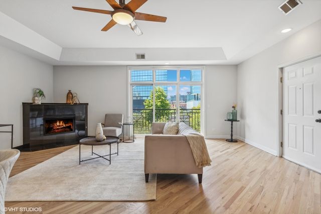 820 W Hubbard Street 4, Chicago, IL 60642