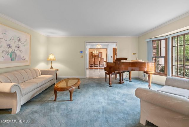 15 Eastwood Boulevard, Manalapan, NJ 07726