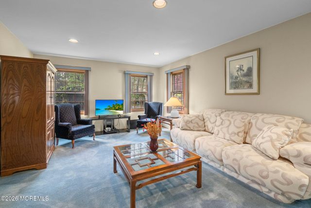 15 Eastwood Boulevard, Manalapan, NJ 07726