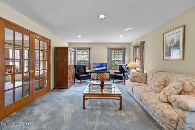 15 Eastwood Boulevard, Manalapan, NJ 07726