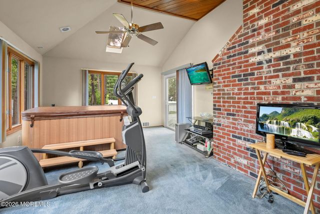 15 Eastwood Boulevard, Manalapan, NJ 07726