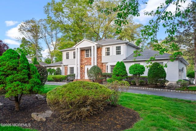15 Eastwood Boulevard, Manalapan, NJ 07726