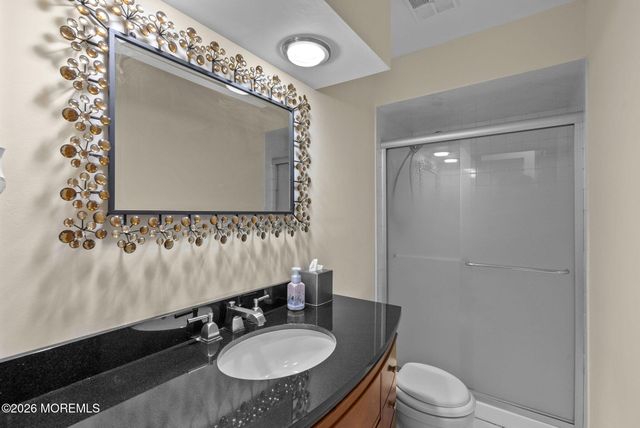 15 Eastwood Boulevard, Manalapan, NJ 07726