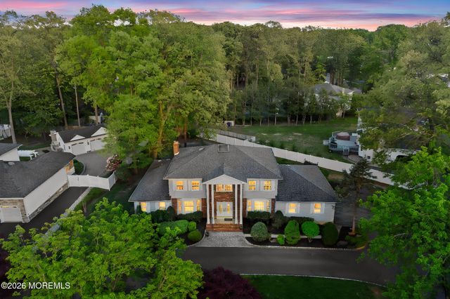 15 Eastwood Boulevard, Manalapan, NJ 07726