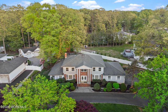 15 Eastwood Boulevard, Manalapan, NJ 07726