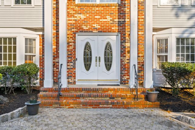 15 Eastwood Boulevard, Manalapan, NJ 07726