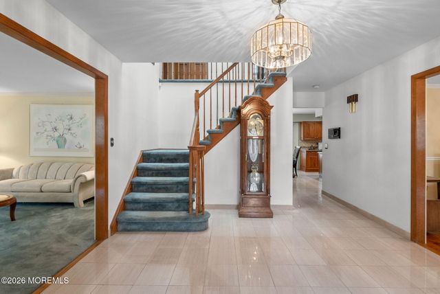 15 Eastwood Boulevard, Manalapan, NJ 07726