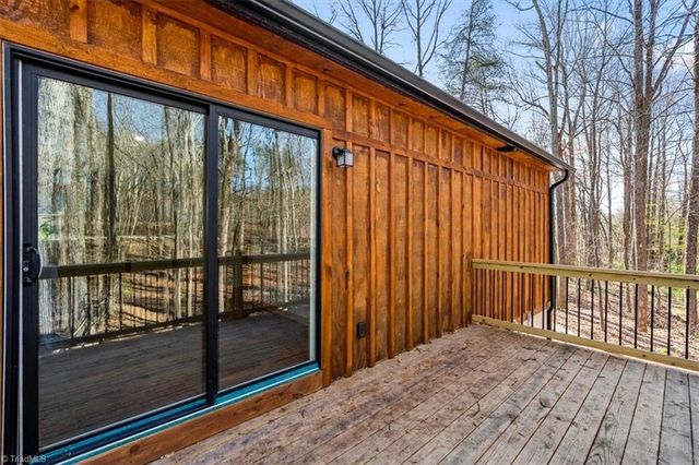 3499 Ridgewood Court, Winston-salem, NC 27107