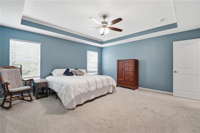 12104 E 68th Terrace, Kansas City, MO 64133