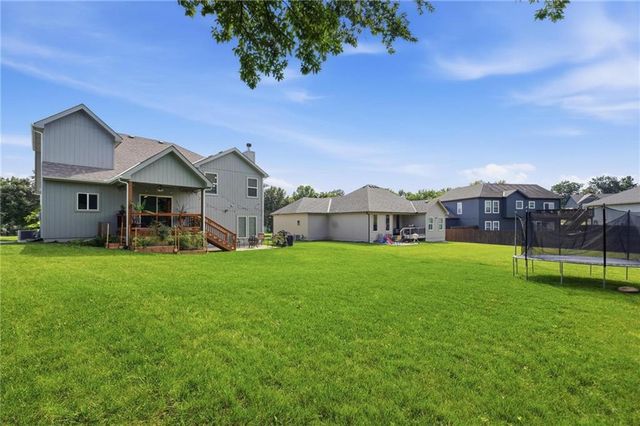 12104 E 68th Terrace, Kansas City, MO 64133