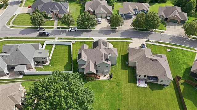 12104 E 68th Terrace, Kansas City, MO 64133